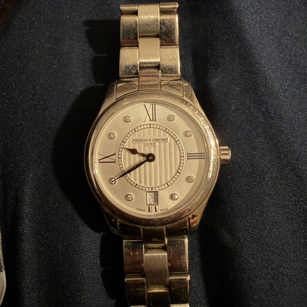 Frederique Constant Silver Watch with Diamond markers - Picture 2 of 9